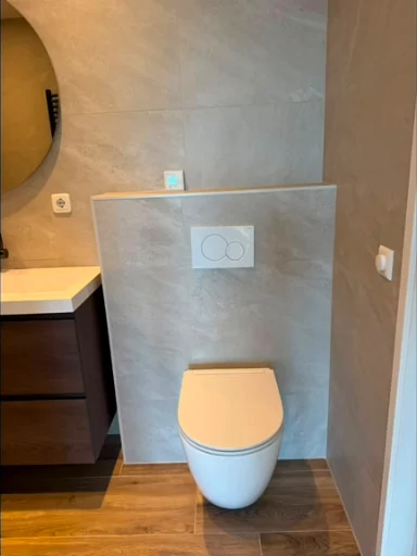 Afwerking · vernieuwde sanitaire ruimte